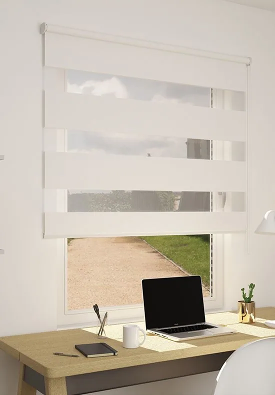 Tenda a rullo Day and Night Deluxe XL, colore Bianco 800